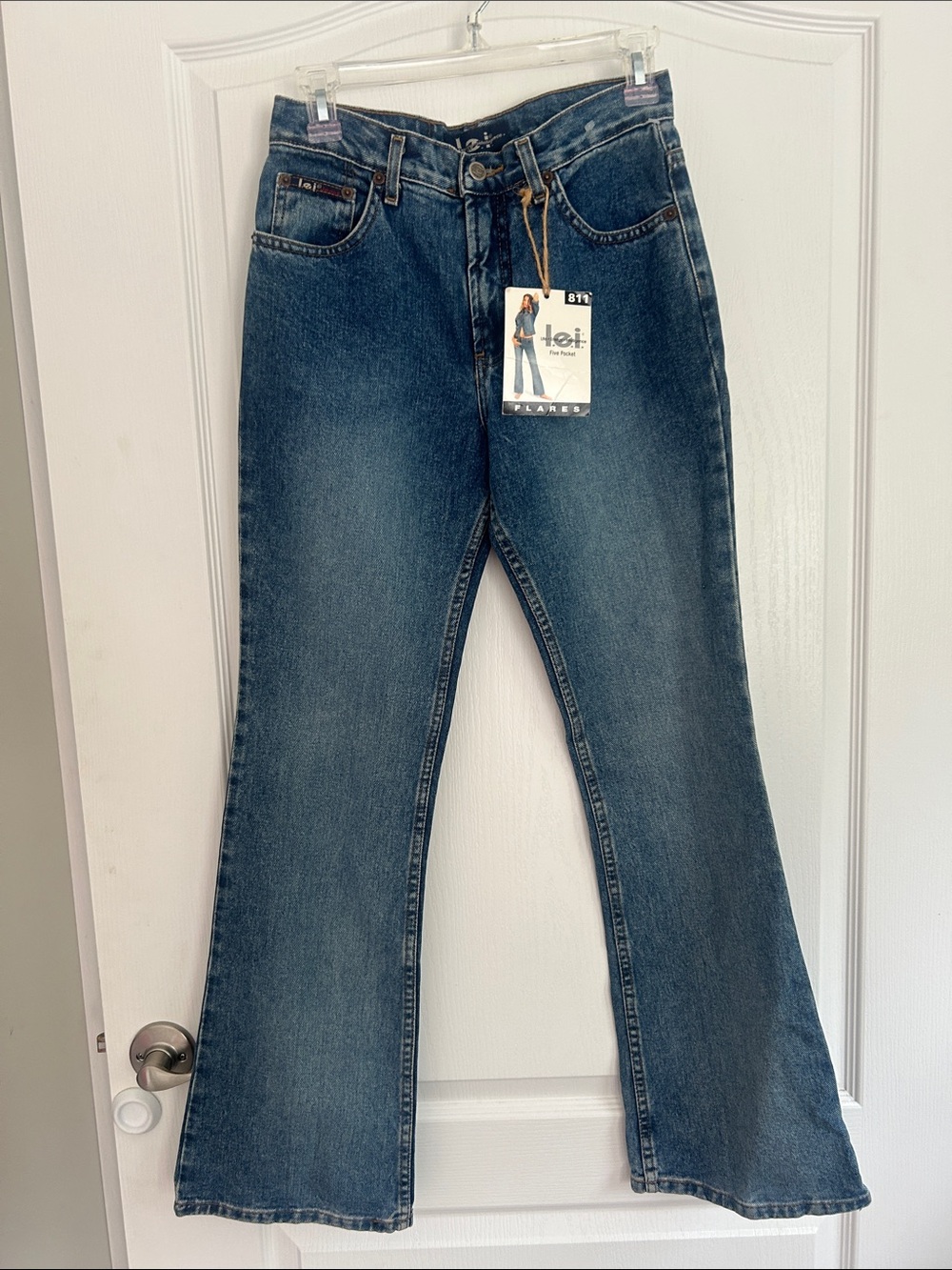NWT LEI y2k 90’s flare jeans juniors 11 8 10